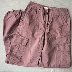 Levi's Women's Cargo Jeans - Mauve